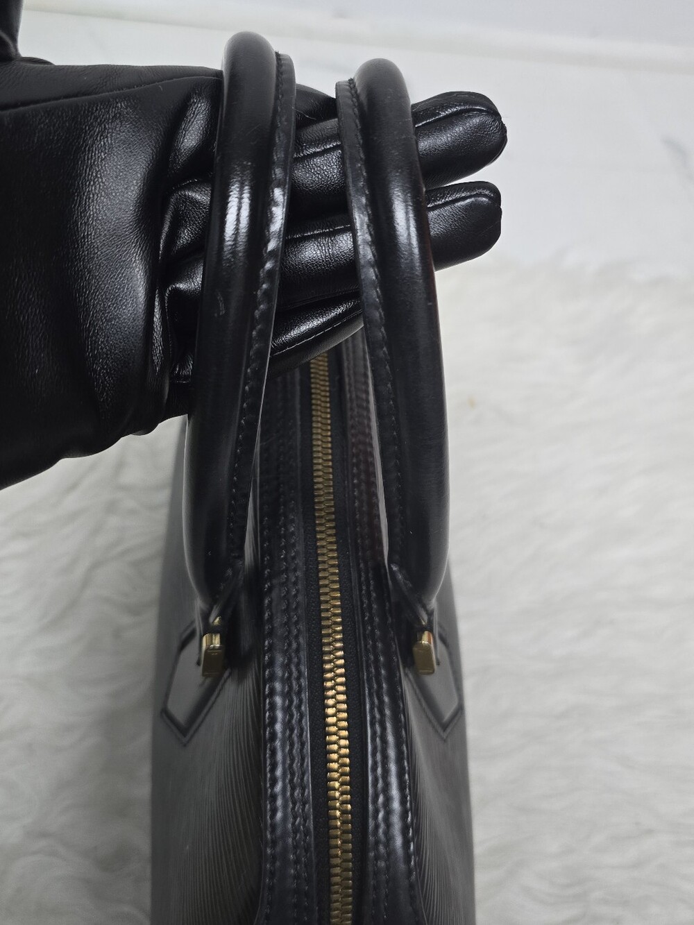 Louis Vuitton Black Epi Leather Dome Satchel with Gold Hardware - Picture 9 of 15